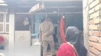 dua-personel-satpol-pp-padang-terluka-diserang-pria-mengamuk dua-personel-satpol-pp-padang-terluka-diserang-pria-mengamuk