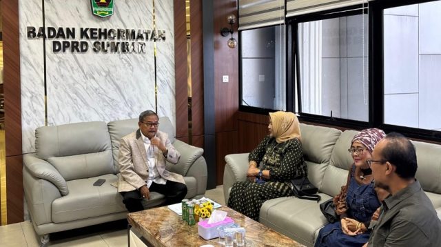 pelajari-sistem-pengawasan-etik,-bk-dprd-banten-adopsi-aturan-tatib-dan-kode-etik-dprd-sumbar