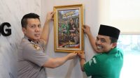 figura-banser-dan-polisi-kini-hiasi-ruang-kerja-kapolres-sijunjung 