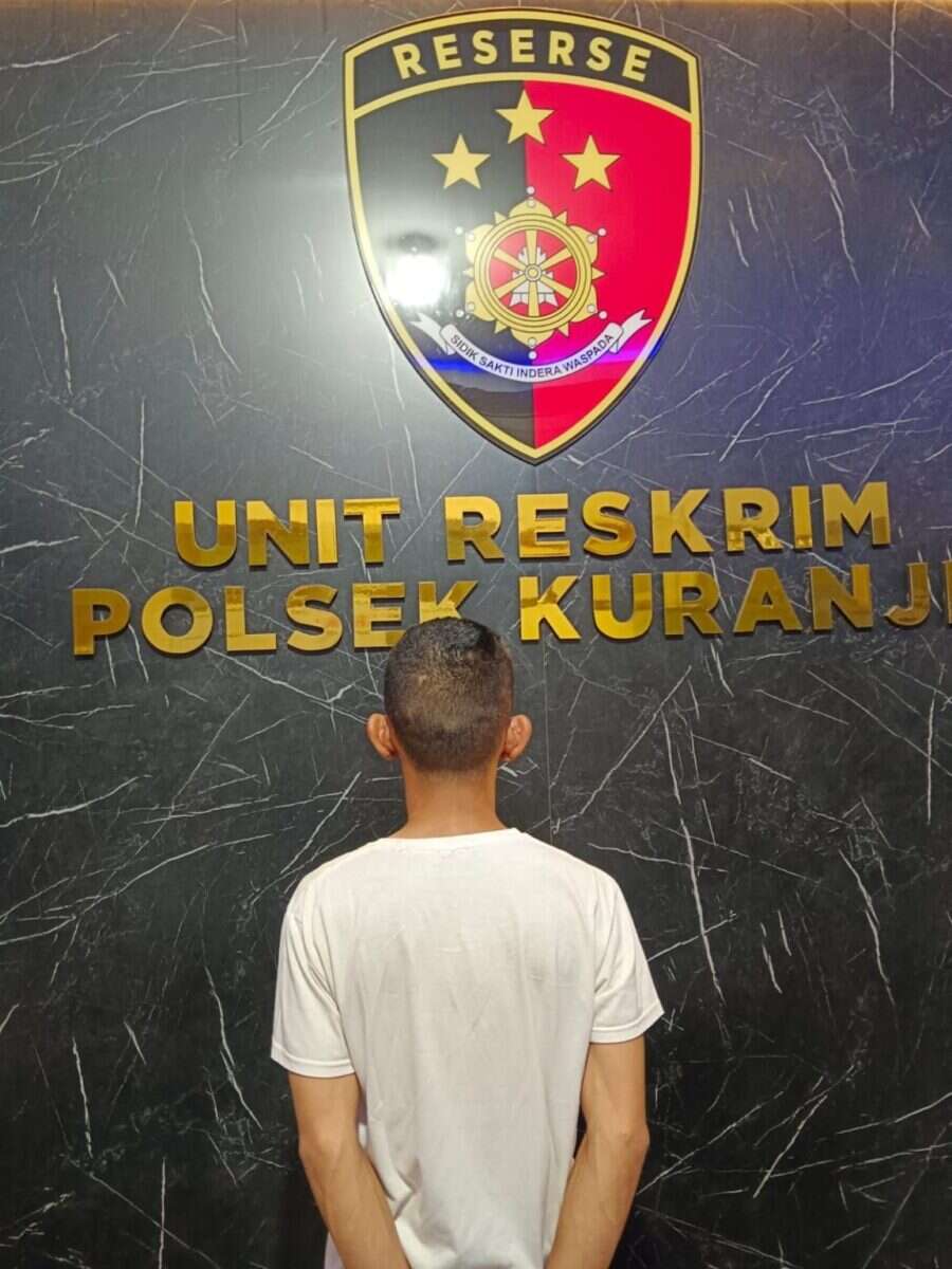 polsek-kuranji-tangkap-pria-pencuri-televisi-di-padang polsek-kuranji-tangkap-pria-pencuri-televisi-di-padang