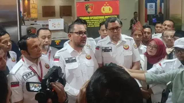 sebut-warga-sumbar-‘barbar’,-abu-janda-dilaporkan-ke-bareskrim-polri