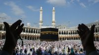imigrasi-bongkar-dua-modus-keberangkatan-calon-jamaah-haji-ilegal imigrasi-bongkar-dua-modus-keberangkatan-calon-jamaah-haji-ilegal
