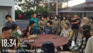 sering-terima-tamu-pria-hingga-menginap,-seorang-wanita-dan-3-lelaki-di-padang-diamankan-satpol-pp
