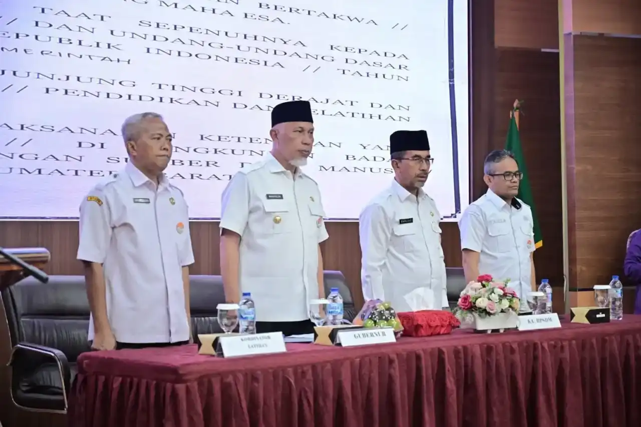 gubernur-sumbar-dorong-asn-asah-budaya-menulis-ilmiah gubernur-sumbar-dorong-asn-asah-budaya-menulis-ilmiah