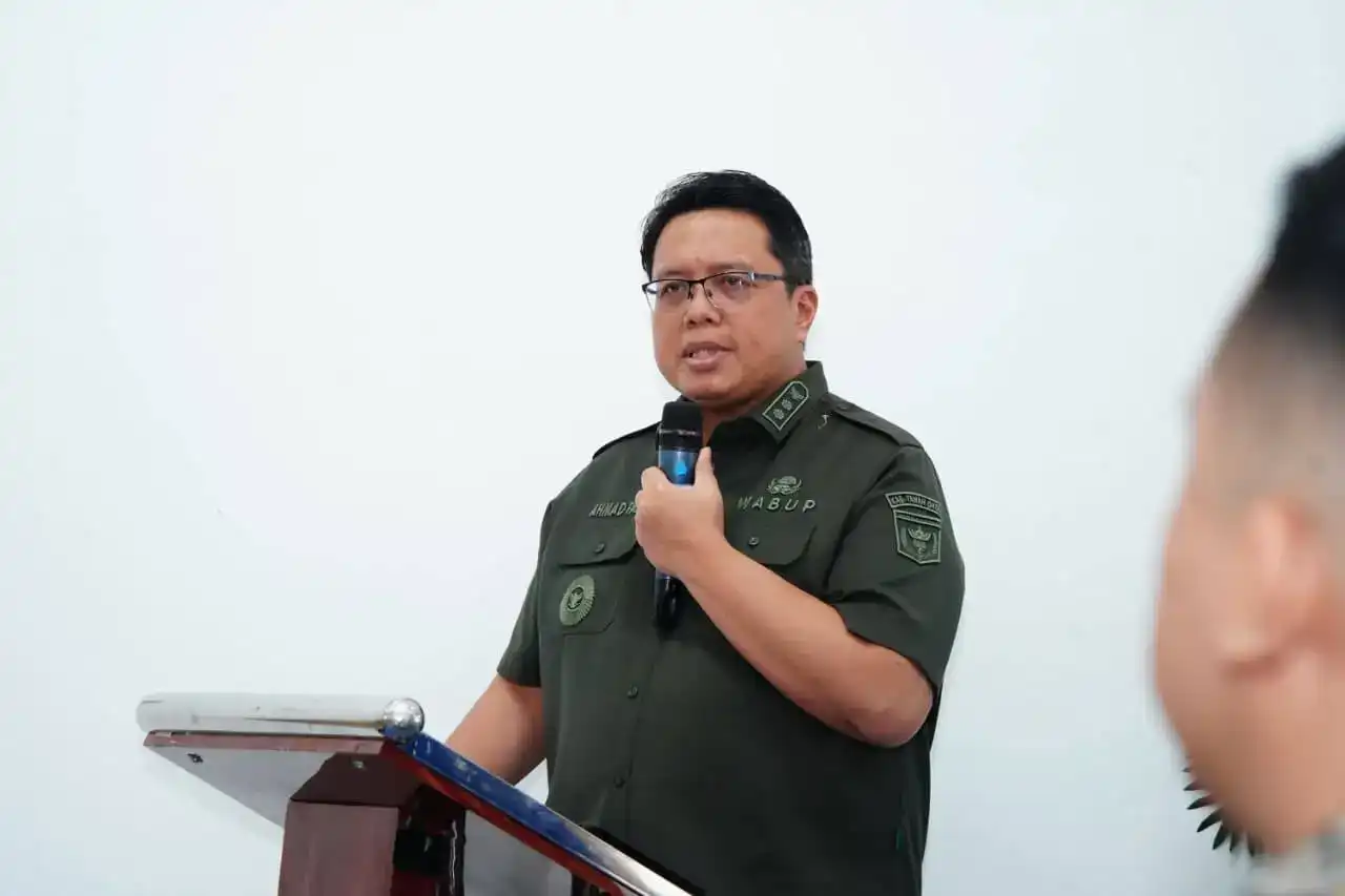 kemnaker-salurkan-bantuan-padat-karya-untuk-tujuh-nagari-di-tanah-datar