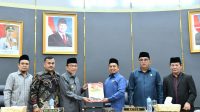 pemko-padang-sampaikan-ranperda-pertanggungjawaban-apbd-2025-ke-dprd,-catat-capaian-positif-dan-opini-wtp-ke-13 pemko-padang-sampaikan-ranperda-pertanggungjawaban-apbd-2025-ke-dprd,-catat-capaian-positif-dan-opini-wtp-ke-13