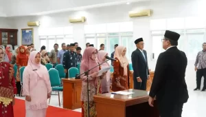 wabup-tanah-datar-lantik-tujuh-pejabat-manajerial