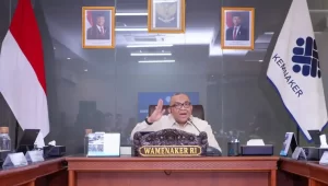 tekankan-dialog,-wamenaker:-regulasi-harus-berpihak-pada-pekerja-dan-pengusaha