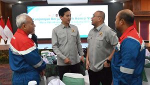 manfaatkan-stabilitas-harga-global,-dpr-dorong-peningkatan-produksi-minyak-nasional