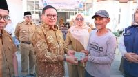 pemko-bukittinggi-bersama-stpl-bekasi-serahkan-bantuan-atensi-untuk-82-pkm pemko-bukittinggi-bersama-stpl-bekasi-serahkan-bantuan-atensi-untuk-82-pkm