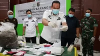 kejari-pariaman-musnahkan-barang-bukti,-yota-balad-tegaskan-penegakan-hukum