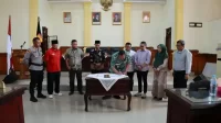 dprd-dan-pemko-pariaman-sahkan-perda-kawasan-tanpa-rokok