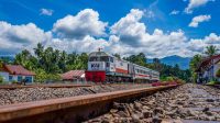 pt-kai-percepat-reaktivasi-jalur-kereta-api-di-sumbar