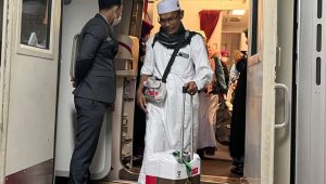 Kedatangan Kelompok Terbang (Kloter) 14 Debarkasi Padang di Bandara Internasional Minangkabau (BIM), Sabtu (20/6/2026) dini hari. Foto : Istimewa