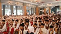 Sebanyak 333 anak muda di Kota Padang resmi menyandang gelar wisudawan penghafal Al-Qur'an pada Minggu (21/6/2026).