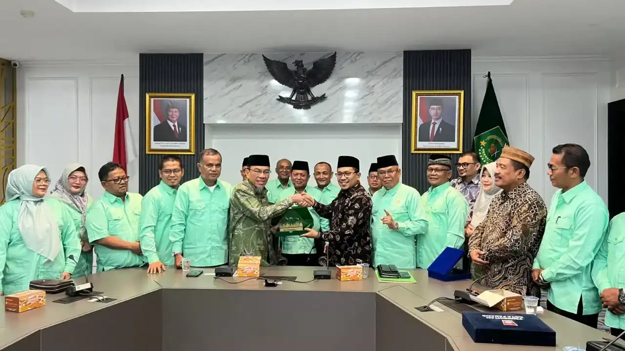 perkuat-kerukunan,-pemko-padang-konsultasi-ke-kemenag-dan-kemendagri-ri perkuat-kerukunan,-pemko-padang-konsultasi-ke-kemenag-dan-kemendagri-ri