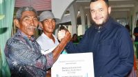 perkuat-ketahanan-pangan,-pemko-padang-luncurkan-program-‘padang-mandiri-benih-padi’-dan-salurkan-14,37-ton-benih-bersertifikat