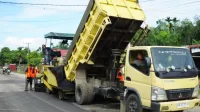 akses-warga-lancar,-pemkab-dharmasraya-rehabilitasi-jalan-simpang-koto-agung akses-warga-lancar,-pemkab-dharmasraya-rehabilitasi-jalan-simpang-koto-agung