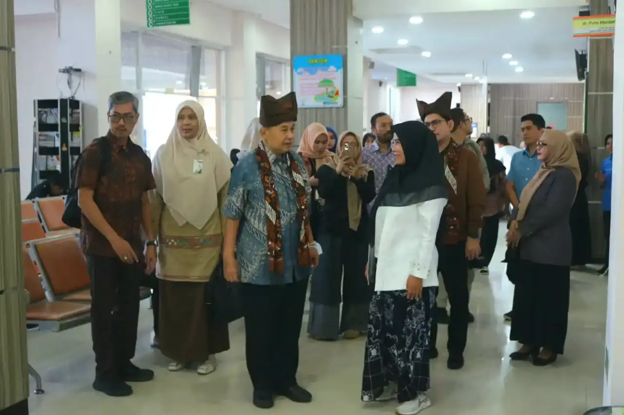 bpjs-kesehatan-petakan-kendala-layanan-jkn-di-rsud-dr.-rasidin-padang bpjs-kesehatan-petakan-kendala-layanan-jkn-di-rsud-dr.-rasidin-padang