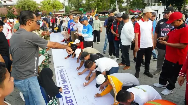 pemkab-tanah-datar-deklarasi-tolak-lgbt-dan-narkoba