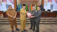 gelar-paripurna,-dprd-sumbar-mulai-bahas-arah-kebijakan-dan-prioritas-anggaran-2027 gelar-paripurna,-dprd-sumbar-mulai-bahas-arah-kebijakan-dan-prioritas-anggaran-2027