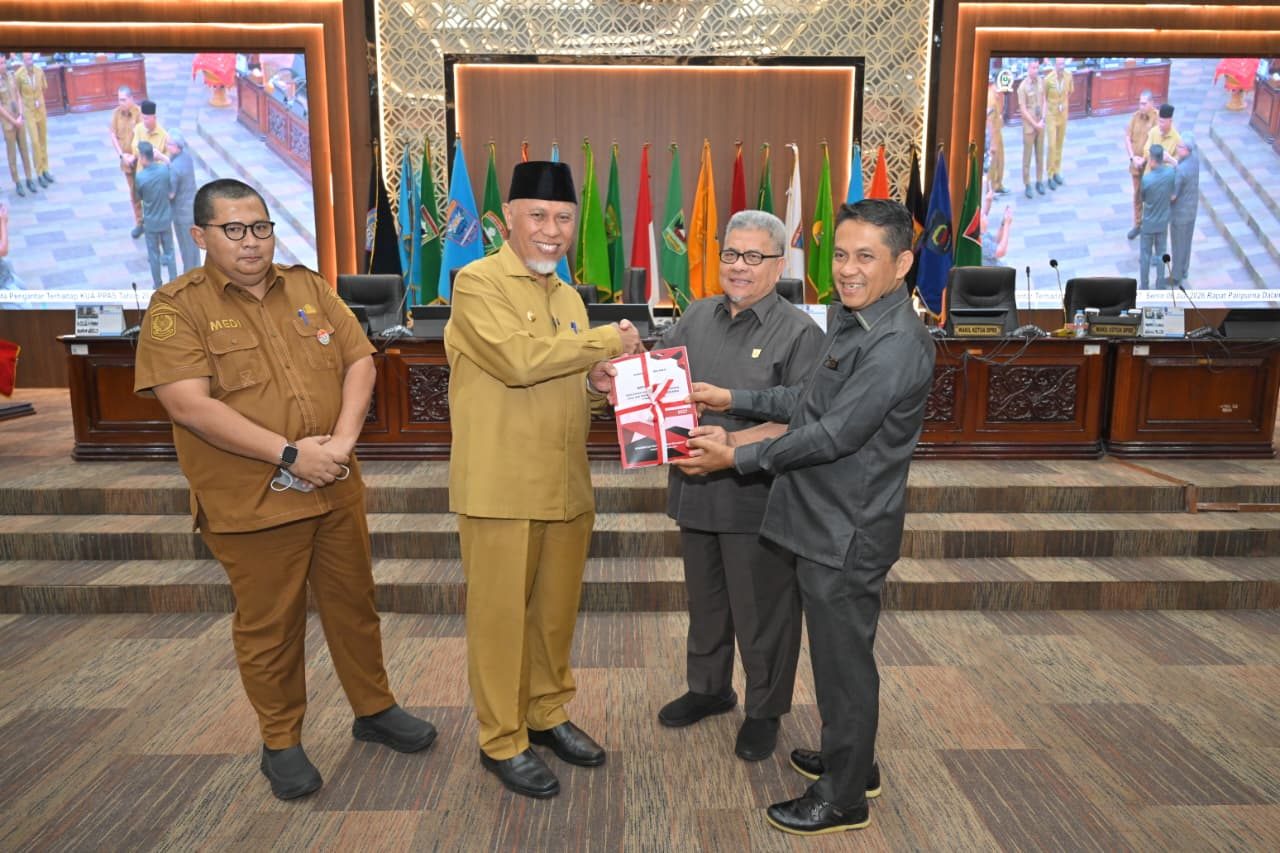 gelar-paripurna,-dprd-sumbar-mulai-bahas-arah-kebijakan-dan-prioritas-anggaran-2027 gelar-paripurna,-dprd-sumbar-mulai-bahas-arah-kebijakan-dan-prioritas-anggaran-2027
