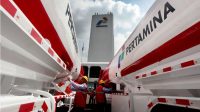 pemprov-sumbar-percepat-normalisasi-jalur-logistik-demi-kelancaran-distribusi-bbm pemprov-sumbar-percepat-normalisasi-jalur-logistik-demi-kelancaran-distribusi-bbm