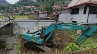 jaga-keasrian-kota-tua,-pemko-sawahlunto-bersihkan-sedimen-batang-lunto jaga-keasrian-kota-tua,-pemko-sawahlunto-bersihkan-sedimen-batang-lunto