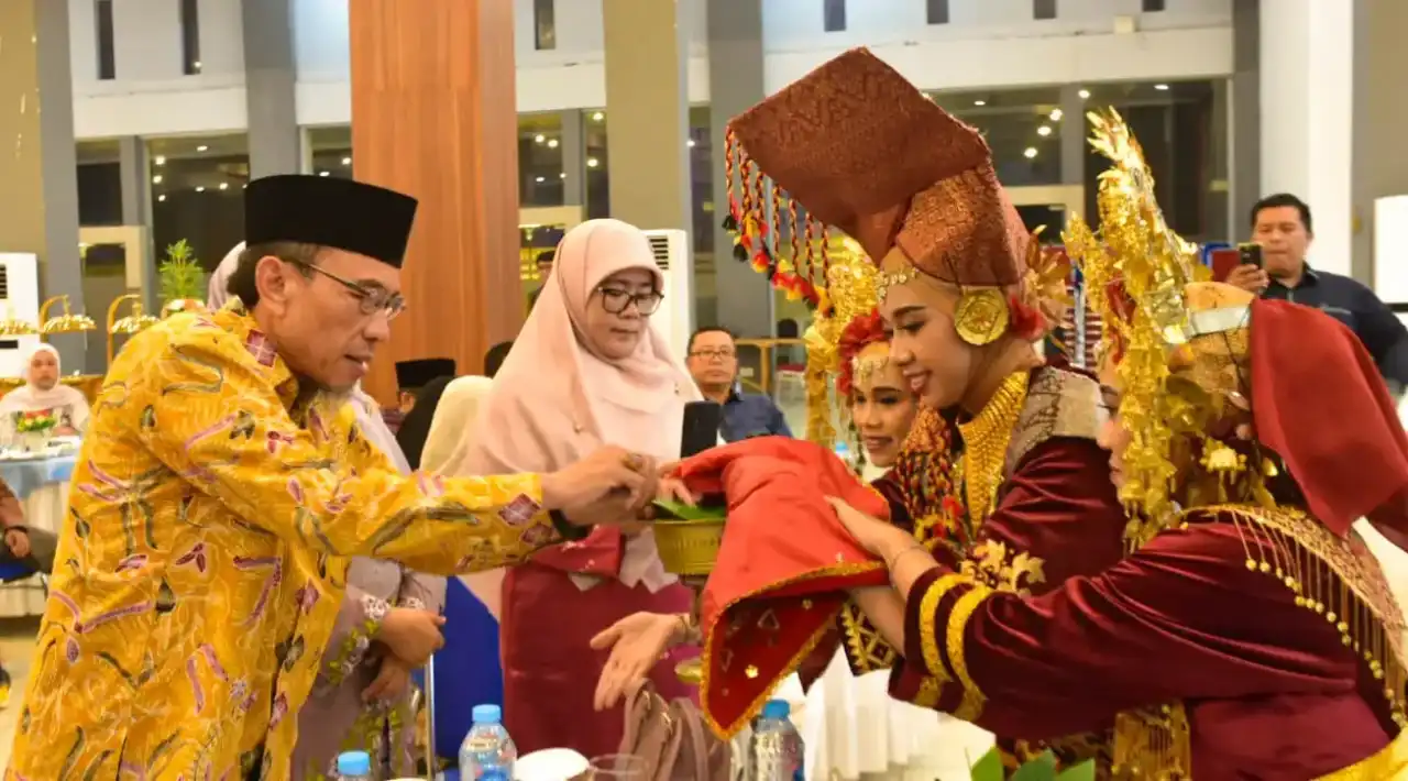 tingkatkan-kualitas-sdm,-pemko-padang-dukung-seiba-festival tingkatkan-kualitas-sdm,-pemko-padang-dukung-seiba-festival