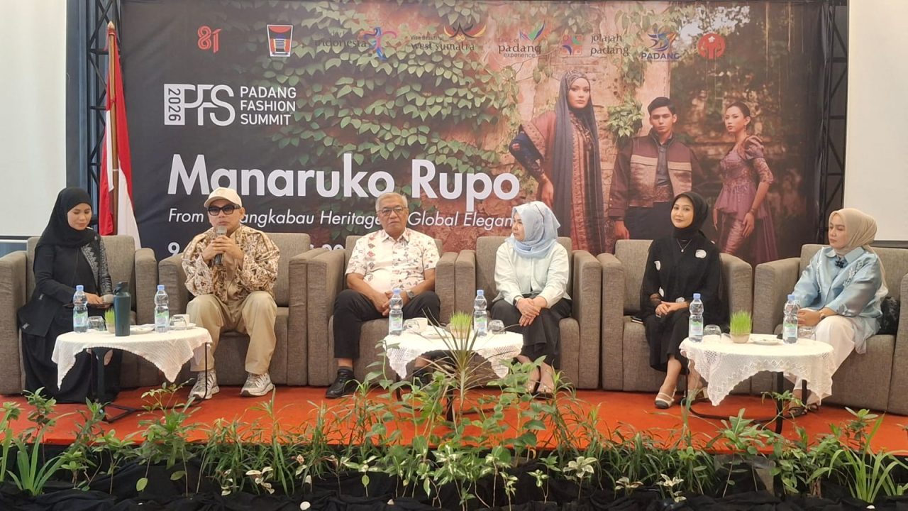 “manaruko-rupo”,-ajang-fesyen-terbesar-sumbar-siap-unjuk-gigi-di-padang-fashion-summit-2026 “manaruko-rupo”,-ajang-fesyen-terbesar-sumbar-siap-unjuk-gigi-di-padang-fashion-summit-2026