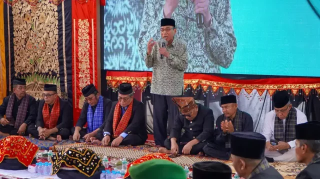 lestarikan-budaya-minangkabau,-pemko-padang-gelar-festival-alek-nagari