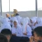 smpn-2-padang-sambut-siswa-baru-melalui-mpls-bertema-ramah