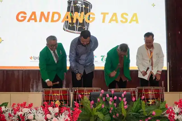 wali-kota-padang-paparkan-strategi-pembangunan-berkelanjutan-di-forum-internasional wali-kota-padang-paparkan-strategi-pembangunan-berkelanjutan-di-forum-internasional