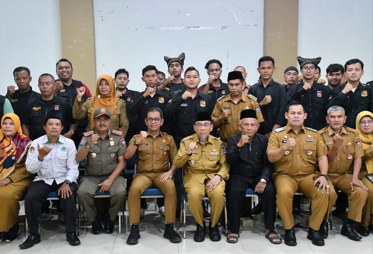 wawako-maigus-nasir-beri-pembekalan-30-dubalang-lubuk-begalung:-jaga-integritas,-jadilah-pagar-kampung-yang-kuat wawako-maigus-nasir-beri-pembekalan-30-dubalang-lubuk-begalung:-jaga-integritas,-jadilah-pagar-kampung-yang-kuat