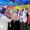 pemkab-agam-bagikan-700-botol-susu-kambing-gratis-untuk-anak-anak