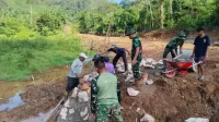 hari-kelima-tmmd/n-ke-129,-pembukaan-jalan-di-buluh-kasok-tembus-52-persen hari-kelima-tmmd/n-ke-129,-pembukaan-jalan-di-buluh-kasok-tembus-52-persen