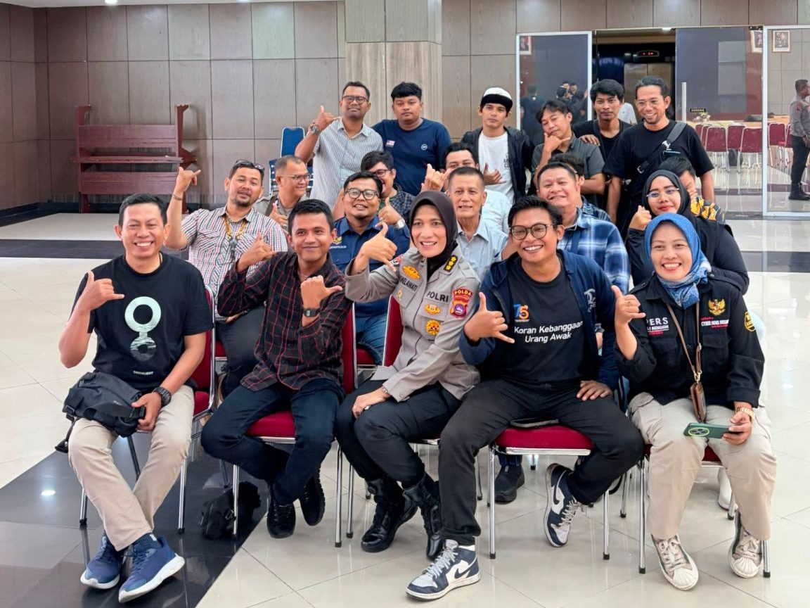 perkuat-kemitraan-dengan-insan-pers,-polda-sumbar-tegaskan-media-sebagai-kontrol-sosial-dan-pencerdas-bangsa perkuat-kemitraan-dengan-insan-pers,-polda-sumbar-tegaskan-media-sebagai-kontrol-sosial-dan-pencerdas-bangsa