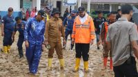wali-kota-padang-targetkan-pembersihan-92-sekolah-terdampak-banjir-rampung-dalam-2-hari