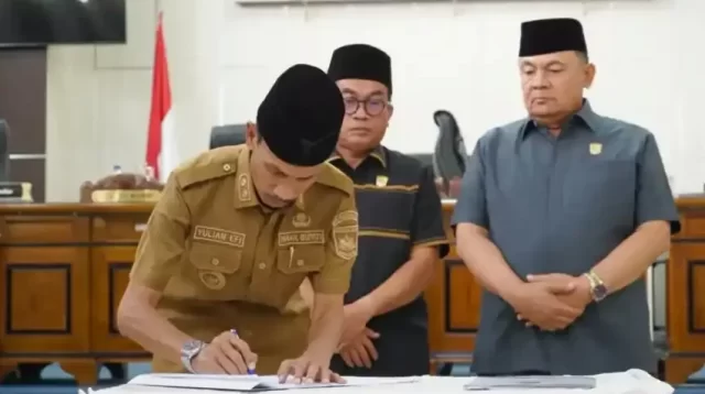 pemkab-dan-dprd-solok-selatan-sepakati-kua-ppas-tahun-2027