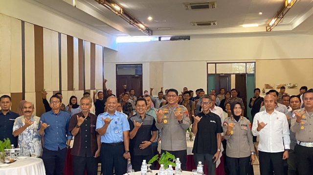 perkuat-sinergitas,-kapolda-sumbar-ajak-media-berkolaborasi-bangun-keterbukaan-informasi-publik