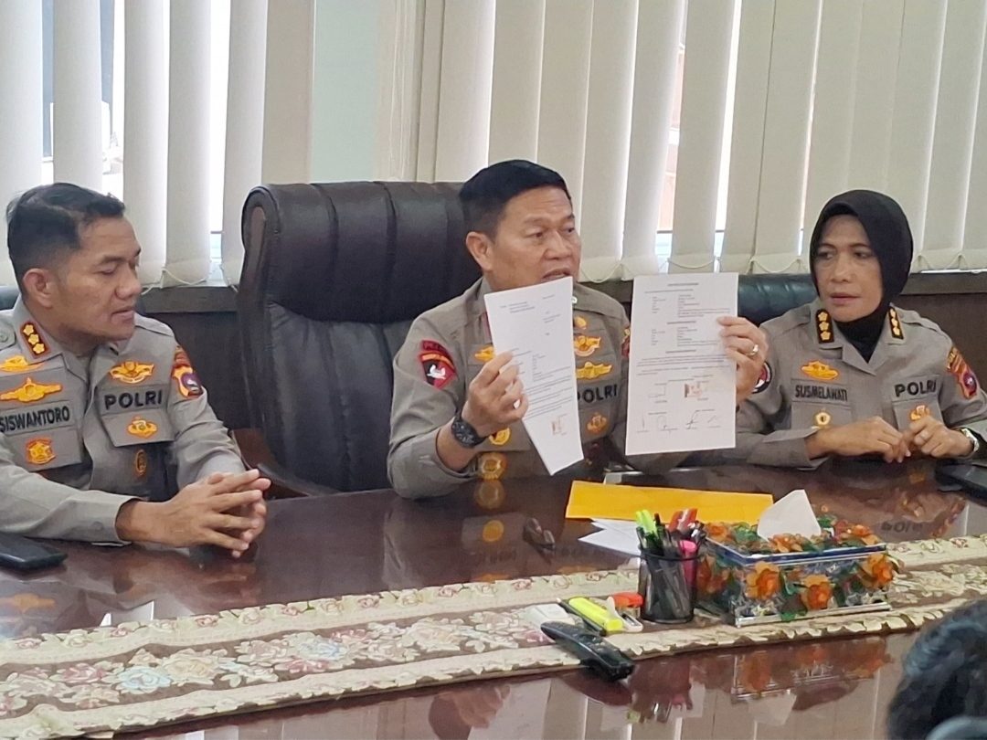 buntut-perselisihan-dirreskrimum-dengan-pengendara-mobil,-wakapolda-sumbar:-jadi-pelajaran-berharga buntut-perselisihan-dirreskrimum-dengan-pengendara-mobil,-wakapolda-sumbar:-jadi-pelajaran-berharga