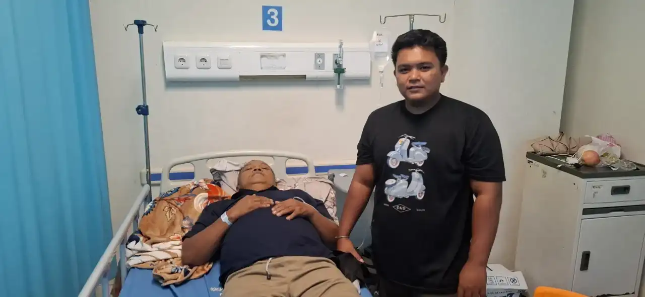 berkali-kali-berobat-dengan-jkn,-pedagang-es-cendol-ini-tak-lagi-cemas-biaya berkali-kali-berobat-dengan-jkn,-pedagang-es-cendol-ini-tak-lagi-cemas-biaya