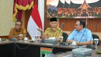 lepas-psts-tabing-ke-piala-soeratin,-mahyeldi-tekankan-pentingnya-pembinaan-usia-dini lepas-psts-tabing-ke-piala-soeratin,-mahyeldi-tekankan-pentingnya-pembinaan-usia-dini