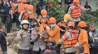 tim-sar-gabungan-temukan-korban-kedua-yang-dinyatakan-hilang-pasca-banjir-bandang-solok