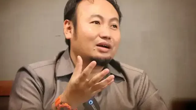 video-bbm-diduga-bercampur-material-asing-viral,-rahmat-saleh-desak-pertamina-cek-spbu
