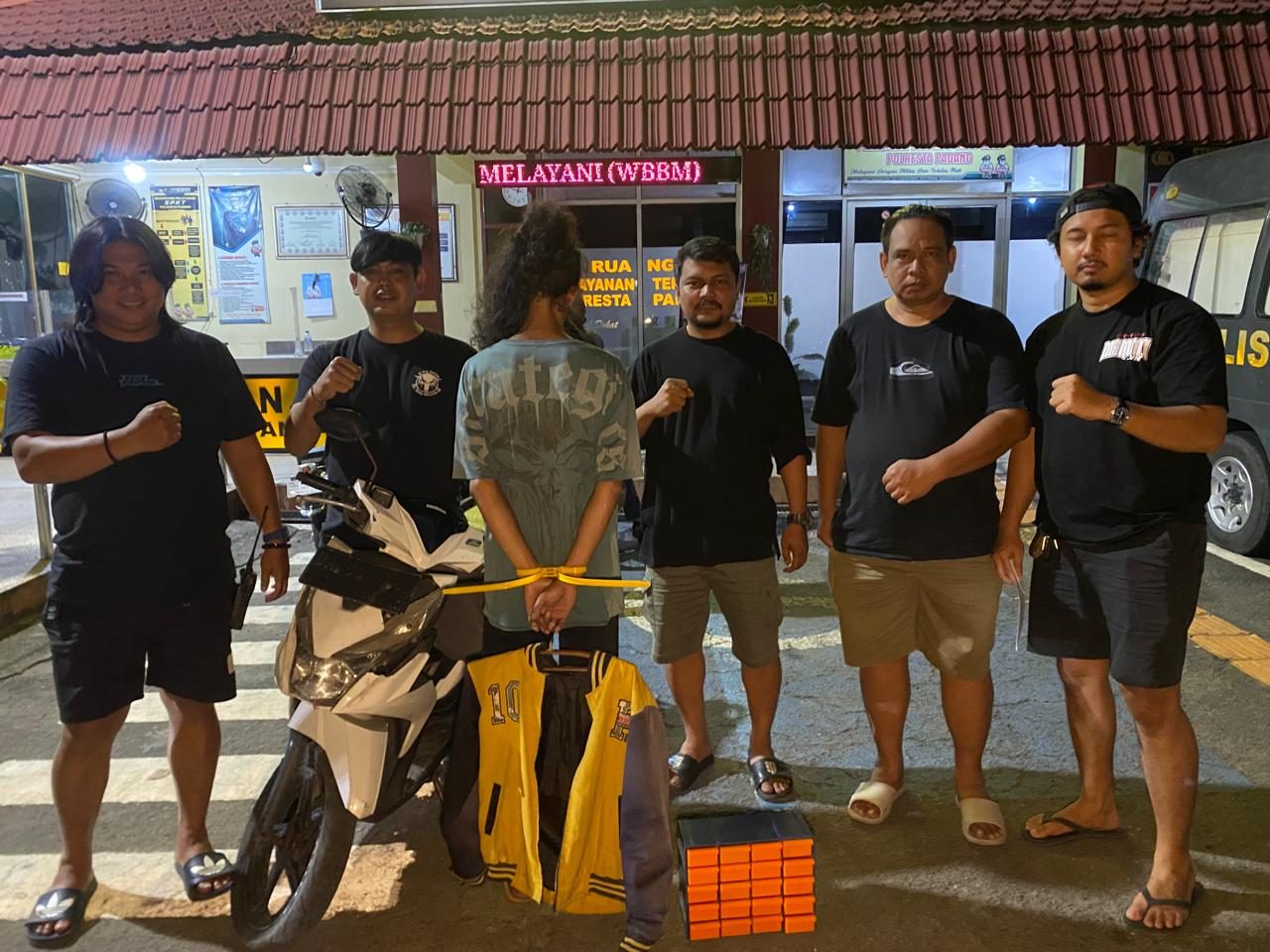 terekam-cctv-bobol-bengkel-di-lubeg,-residivis-pencuri-onderdil-motor-diciduk-tim-klewang terekam-cctv-bobol-bengkel-di-lubeg,-residivis-pencuri-onderdil-motor-diciduk-tim-klewang