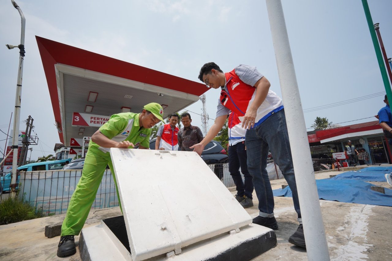 tindak-lanjuti-aduan-masyarakat,-ombudsman-sumbar-dan-pertamina-turun-lapangan-cek-kualitas-bbm tindak-lanjuti-aduan-masyarakat,-ombudsman-sumbar-dan-pertamina-turun-lapangan-cek-kualitas-bbm