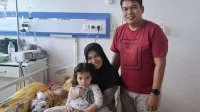 anak-dirawat-inap-karena-dehidrasi,-novi-ungkap-jkn-ringankan-biaya-dan-beban-pikiran