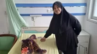 didiagnosa-bersalin-caesar,-guru-di-tanah-datar-tenang-lahiran-dengan-jkn