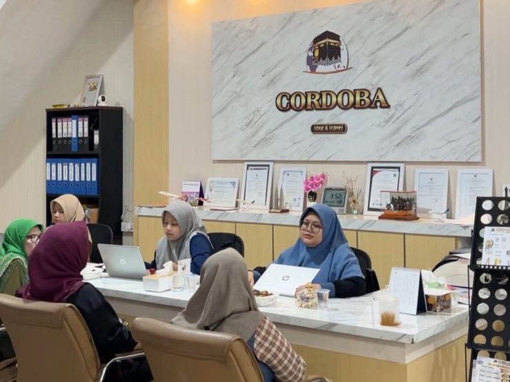 manajemen-pt-cordoba-bantah-kabar-80-jemaah-umrah-gagal-berangkat-dari-bim manajemen-pt-cordoba-bantah-kabar-80-jemaah-umrah-gagal-berangkat-dari-bim